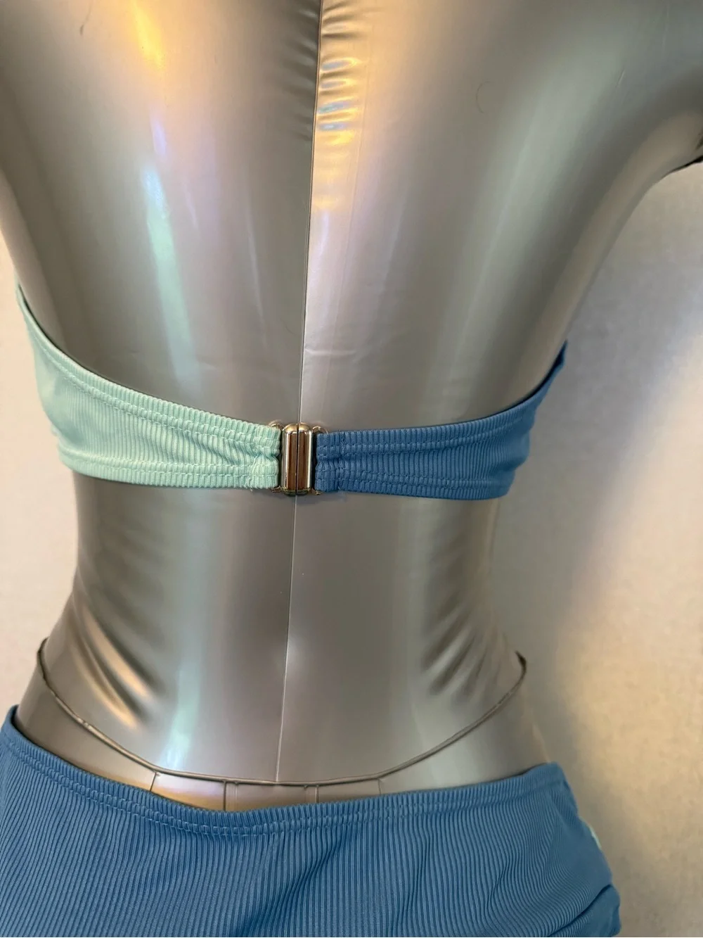 Two-Tone Blue Ribbed Bikini Set
#1 - Picture 6 of 15